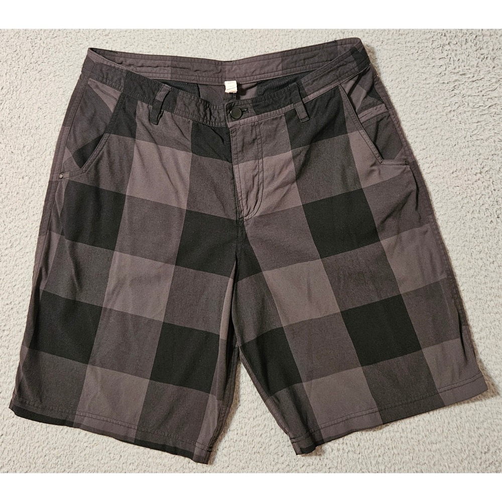 Lululemon‎ Mens Black & Gray Plaid Checkered Flat Front Shorts Size 36 x 10